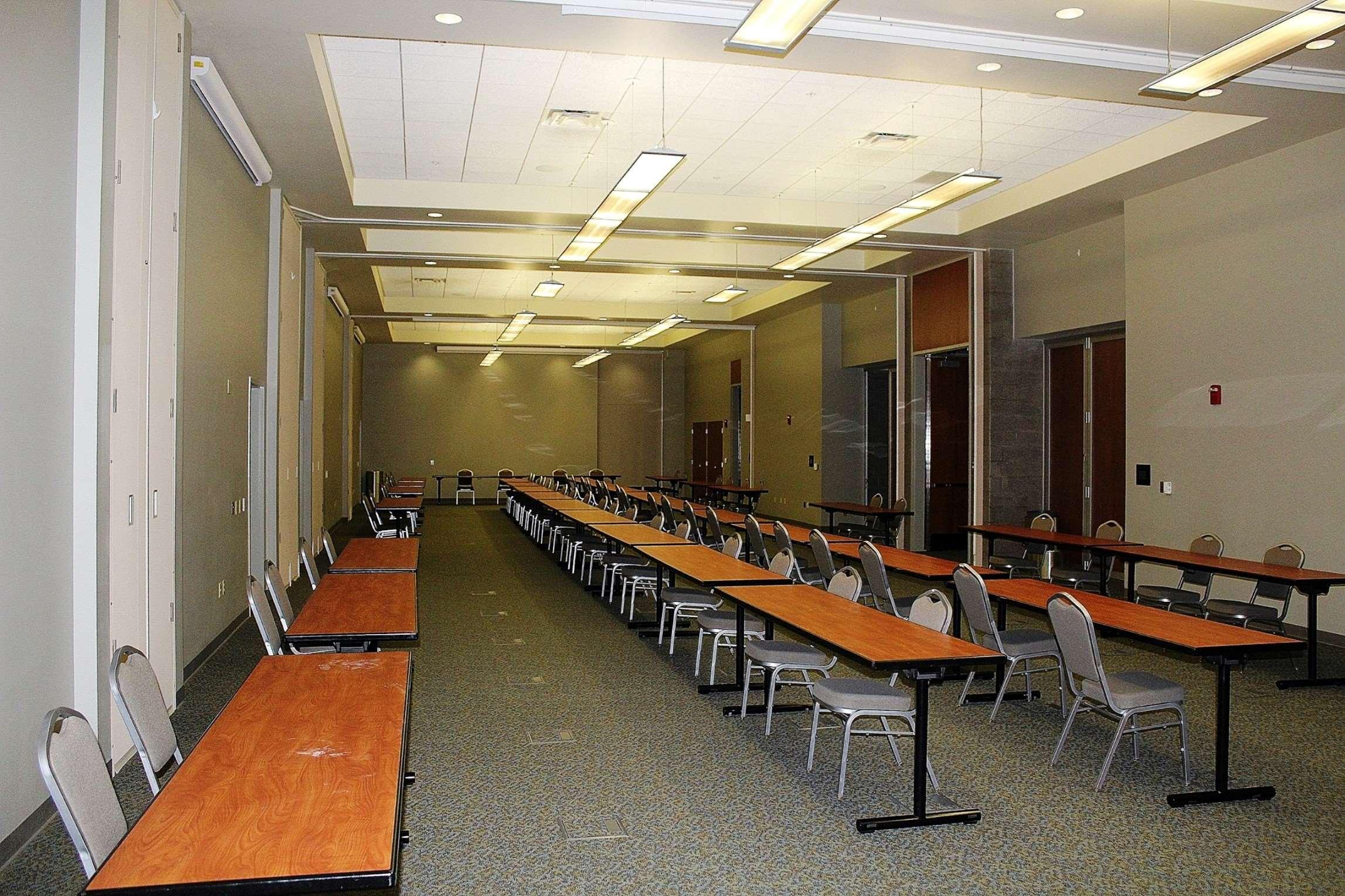 Hampton Inn & Suites California University-Pittsburgh Coal Center Екстериор снимка
