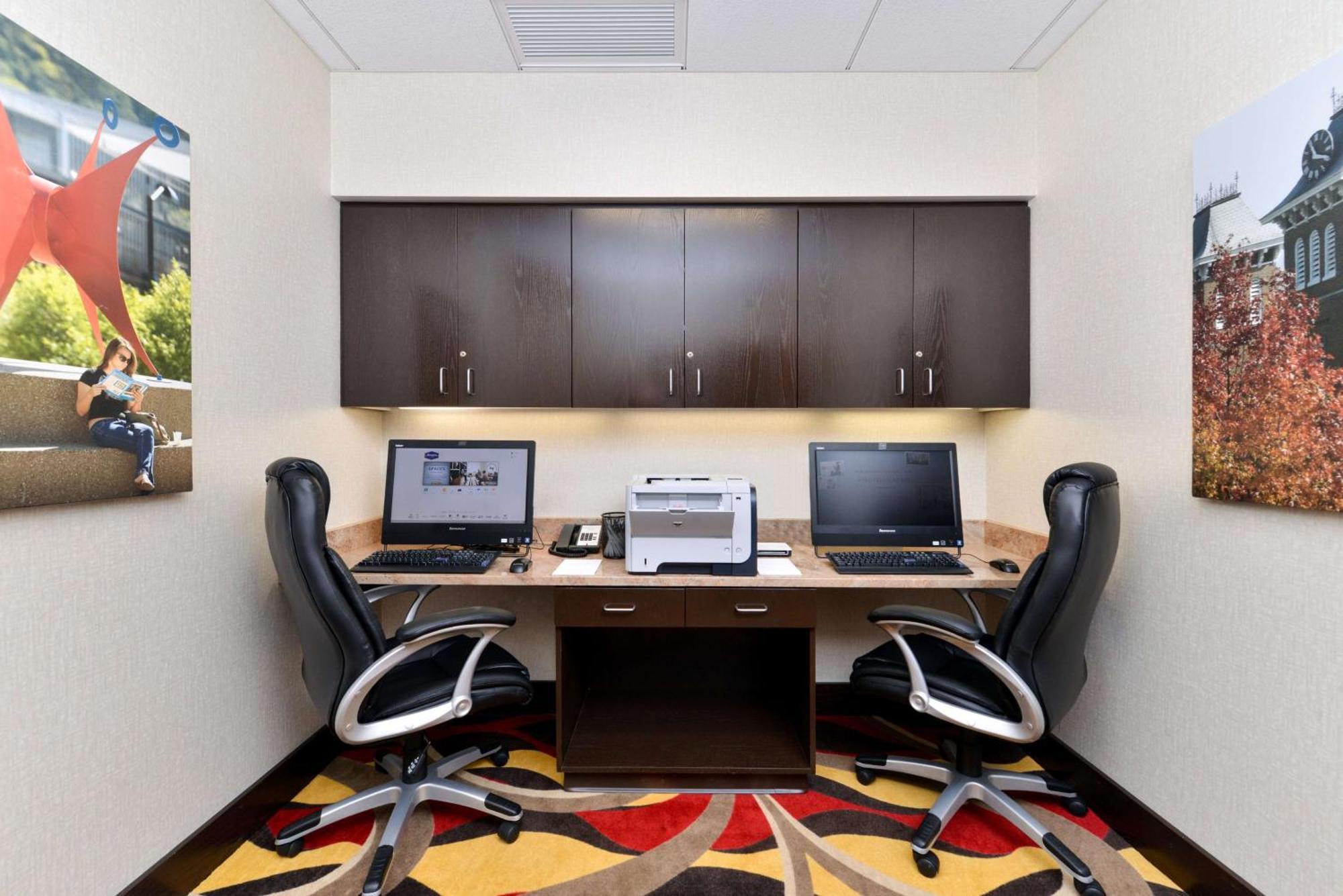 Hampton Inn & Suites California University-Pittsburgh Coal Center Екстериор снимка