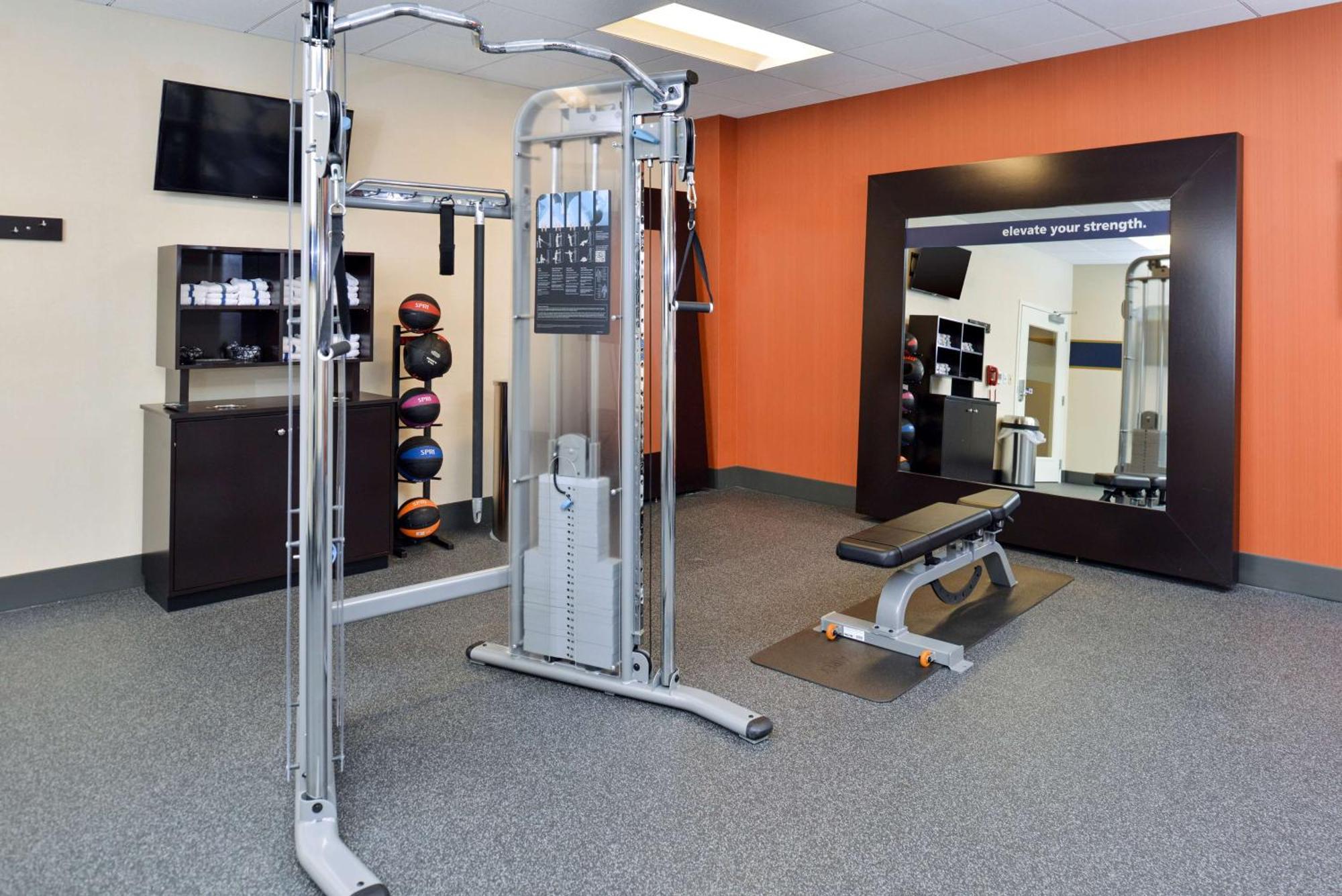Hampton Inn & Suites California University-Pittsburgh Coal Center Екстериор снимка